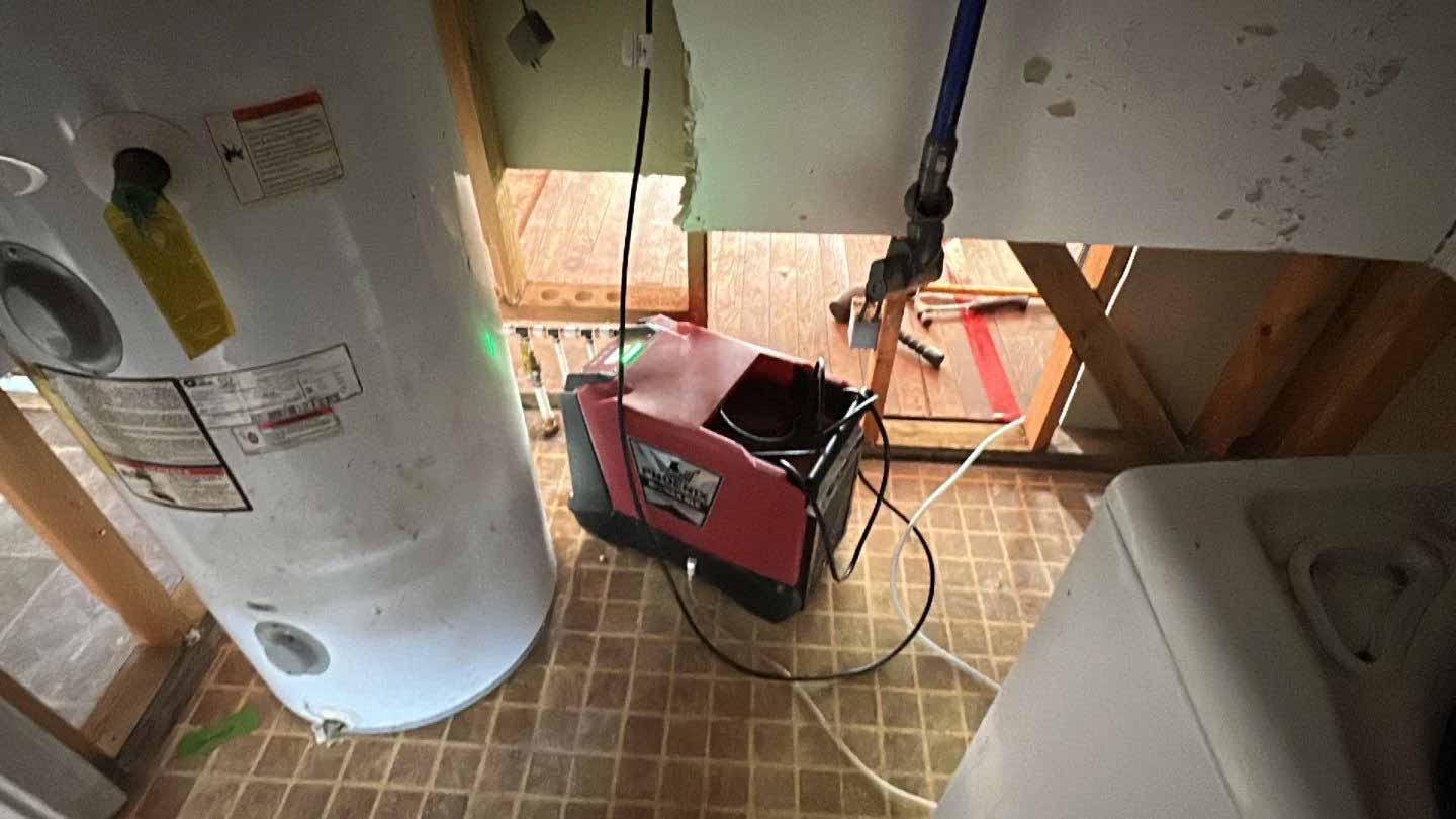 water damage cleanup in Huntersville